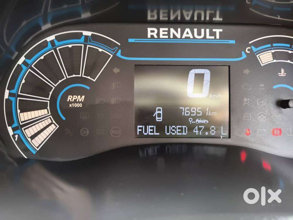 Renault Triber Rxz, 2021, Petrol