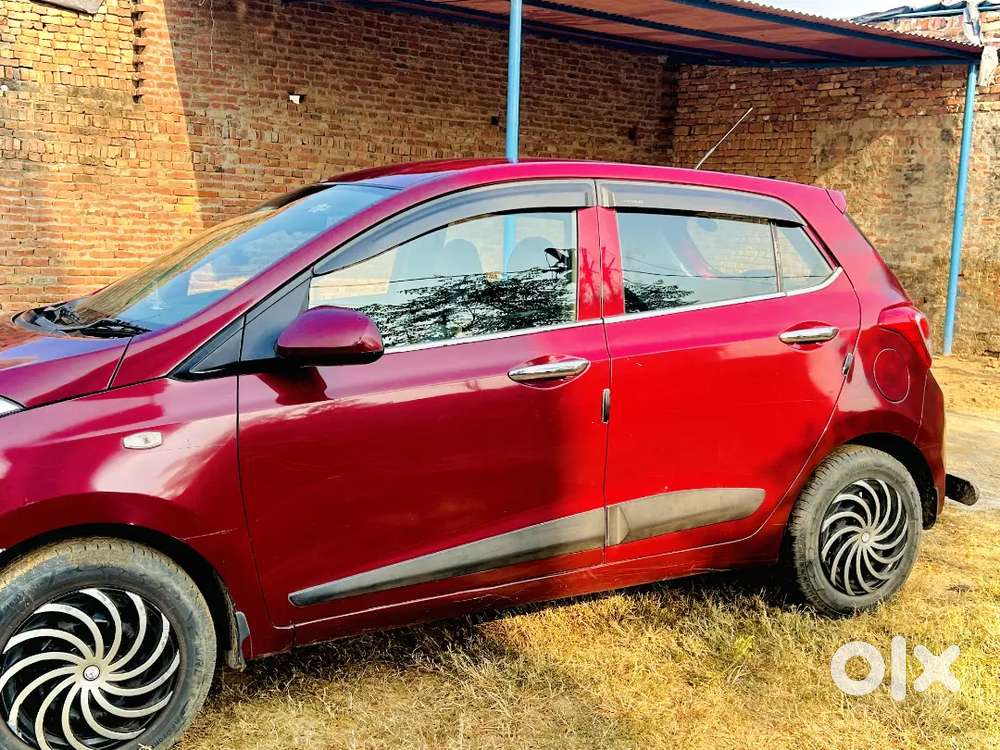 Hyundai Grand I10 2017 Cng & Petrol 101000 Km Driven