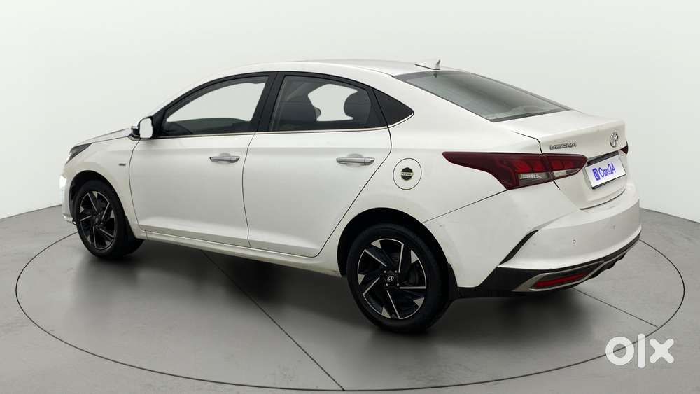 Hyundai Verna 1.5 Sx (o) Vtvt Ivt, 2021, Petrol