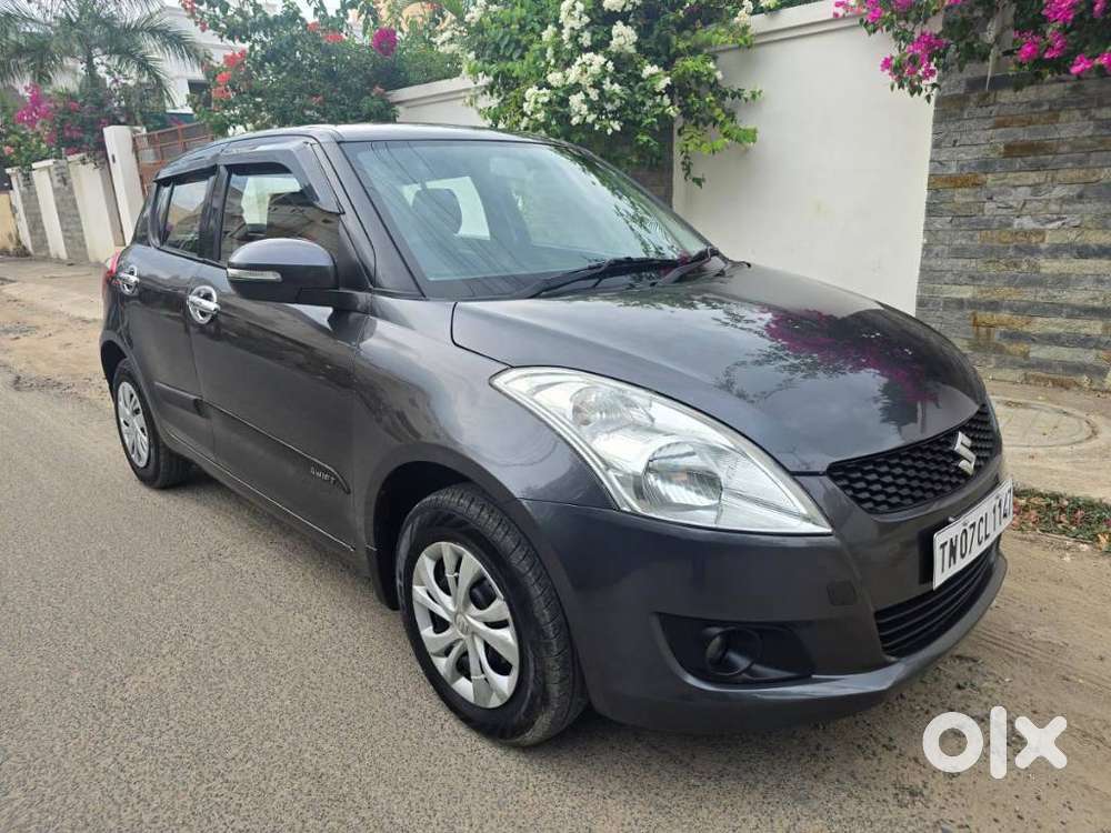 Maruti Suzuki Swift Vxi + Manual, 2017, Petrol