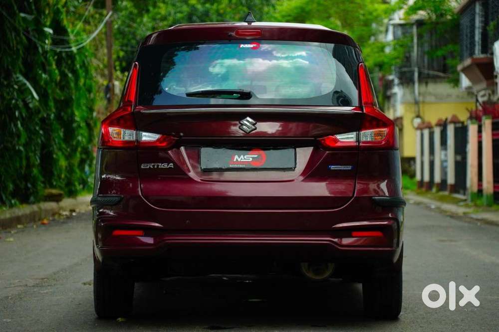 Maruti Suzuki Ertiga 1.5 Zxi Plus Shvs, 2022, Petrol