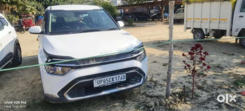 Kia Carens 2023 Petrol 45000 Km Driven