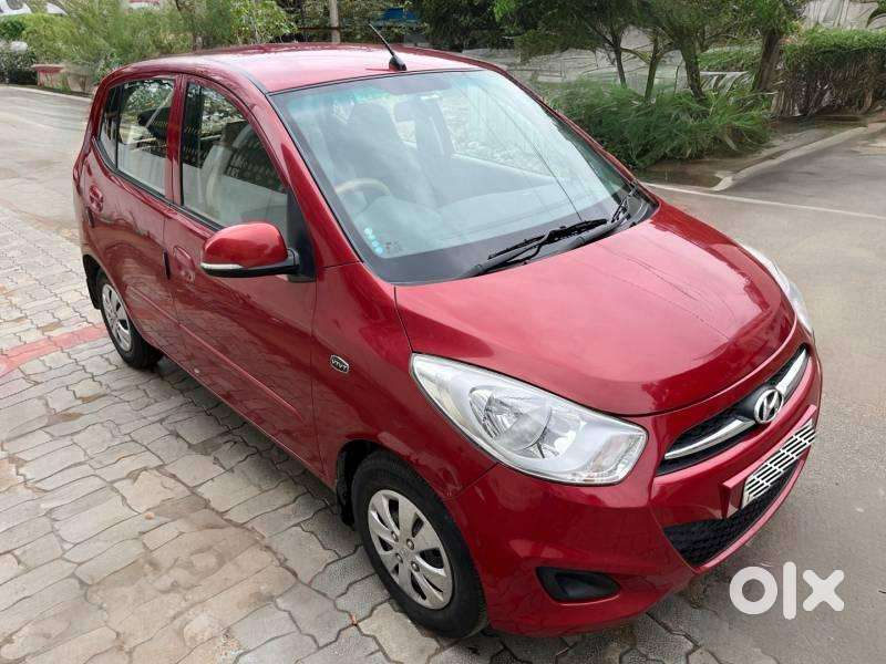 Hyundai I10 Sportz At, 2013, Petrol