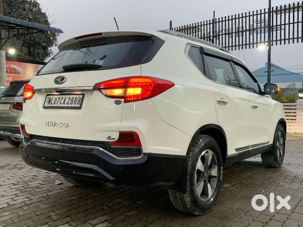 Mahindra Alturas G4 4wd At, 2019, Diesel