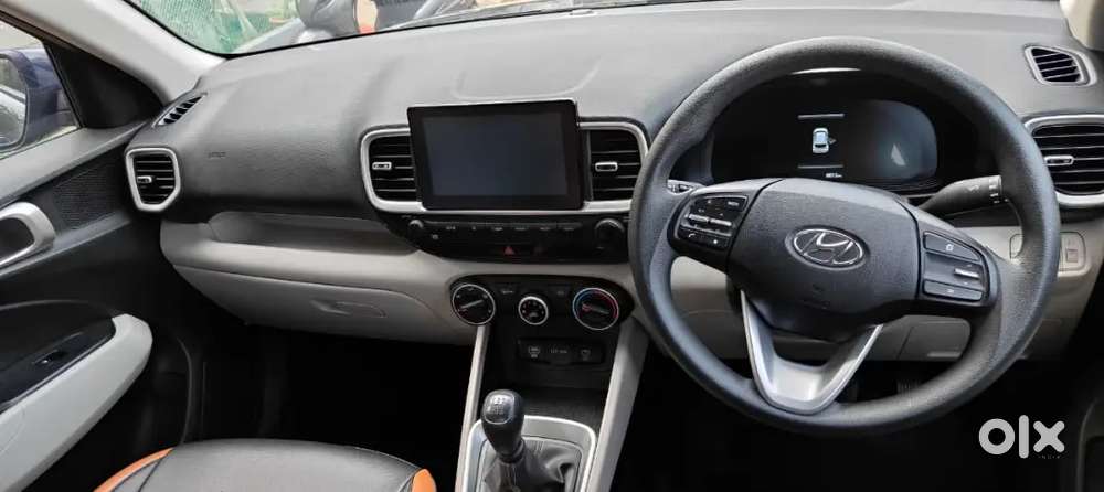 Hyundai Venue 2024 S(o) Petrol Manual