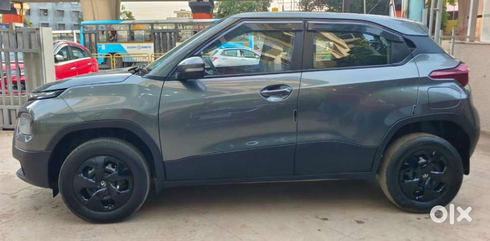 Tata Punch Adventure AMT, 2025, Petrol