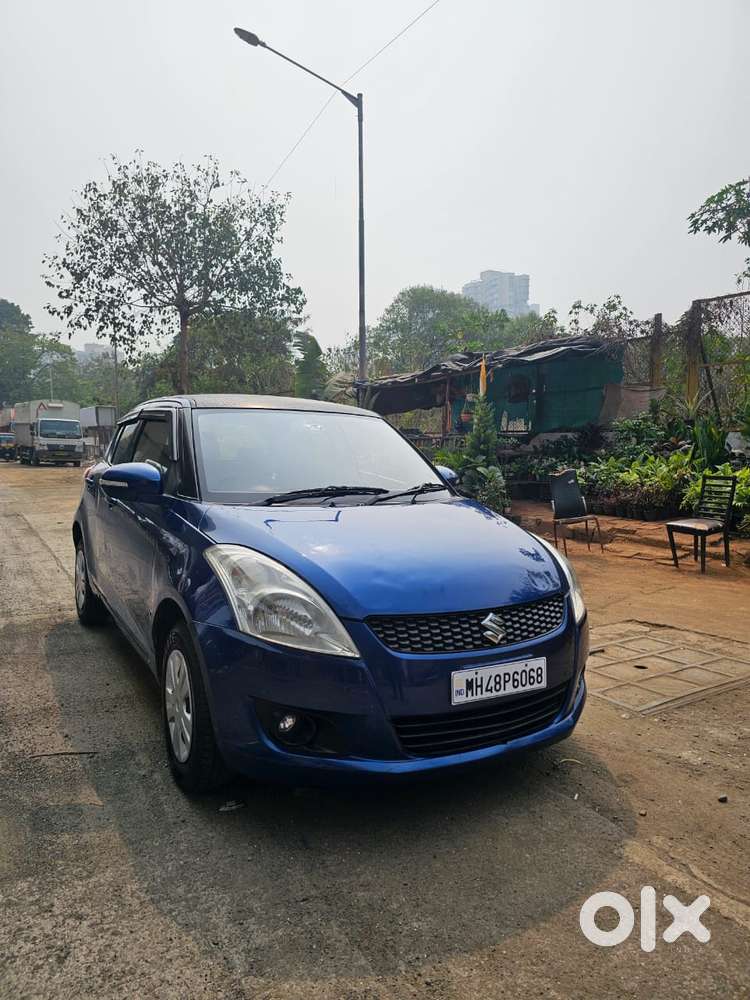 Maruti Suzuki Swift Vxi Abs Bsiv, 2013, Petrol