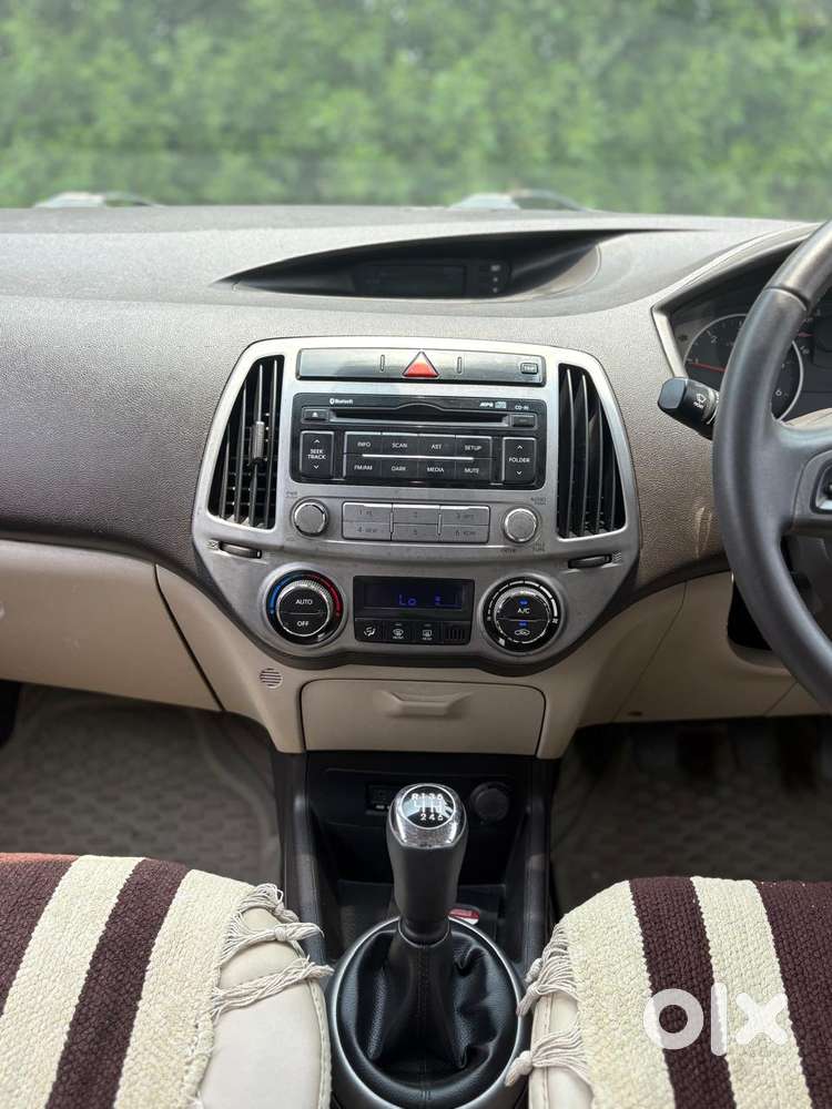 Hyundai I20 E 2014-2015 Sportz 1.4 Crdi, 2014, Diesel