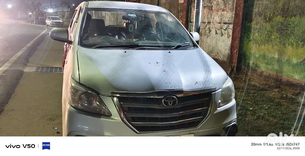 Toyota Innova 2.5 G 2013