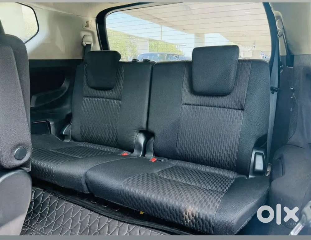 Toyota Innova Crysta 2010 Diesel 199998 Km Driven