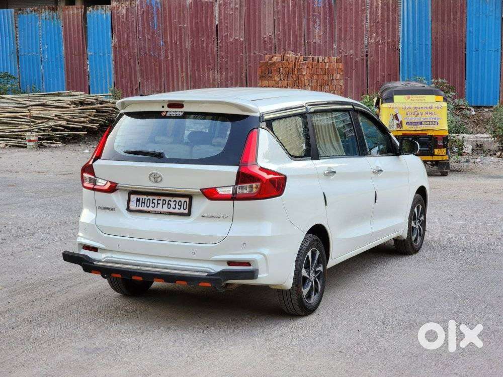 Toyota Rumion V Mt, 2024, Petrol