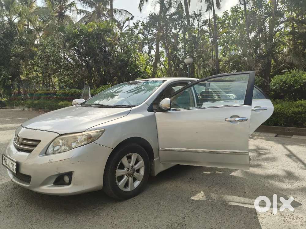 Toyota Corolla Altis 2009 Petrol 80000 Km Driven