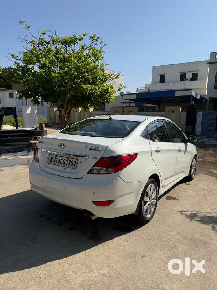 Hyundai Fluidic Verna 2012 Diesel 213800 Km Driven