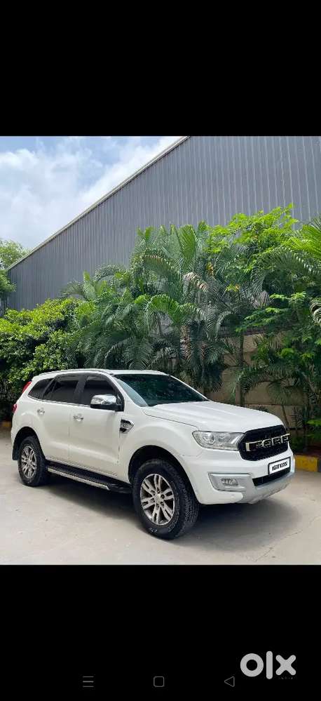 Ford Endeavour 3.2 Titanium 2016