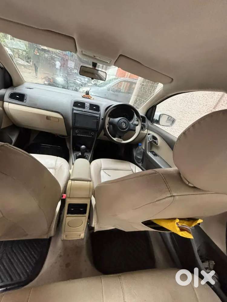 Fully Loaded Car With Aloe Base Tube Led Lamp Ambience Light