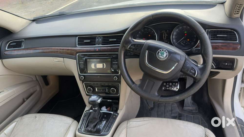 Skoda Superb Lk 2.0 Tdi At, 2012, Diesel