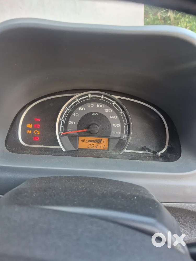 Maruti Suzuki 800 2016