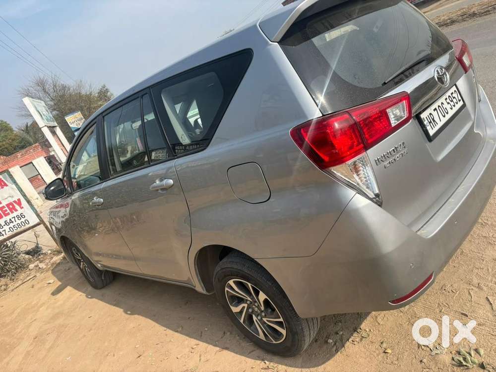 Toyota Innova Crysta 2021 Diesel Well Maintained