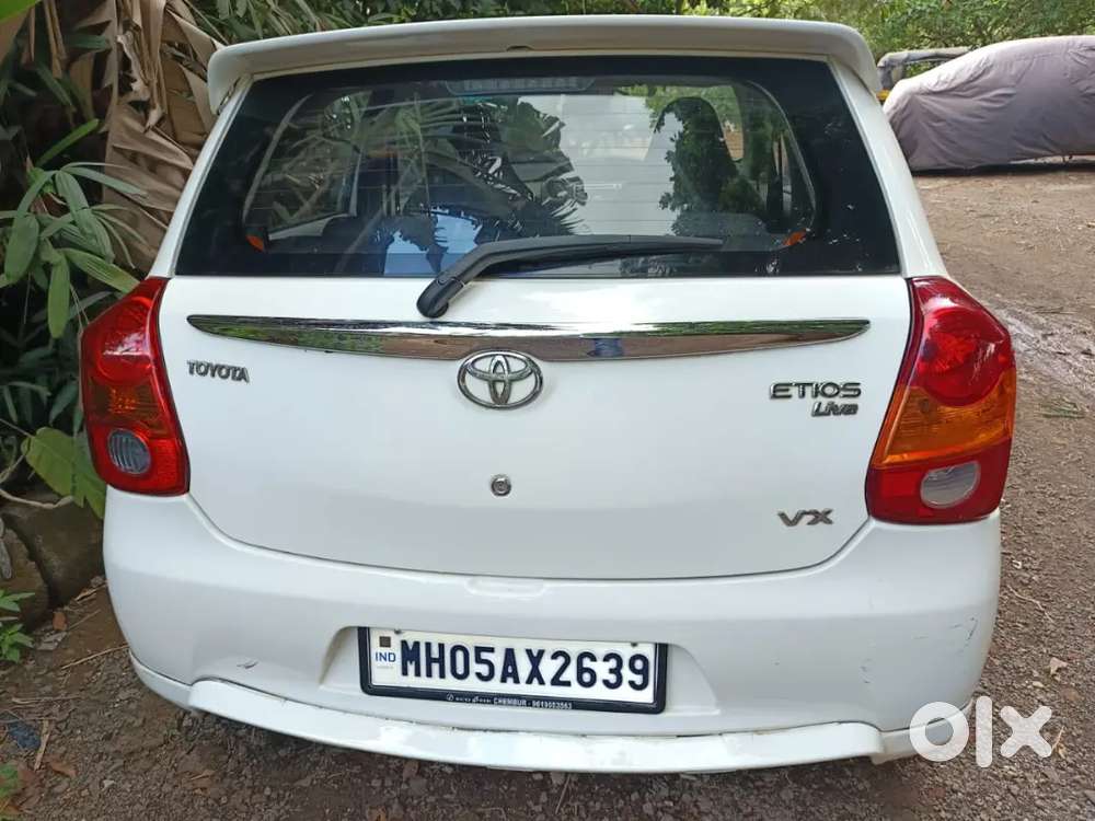 Toyota Etios Liva 2011