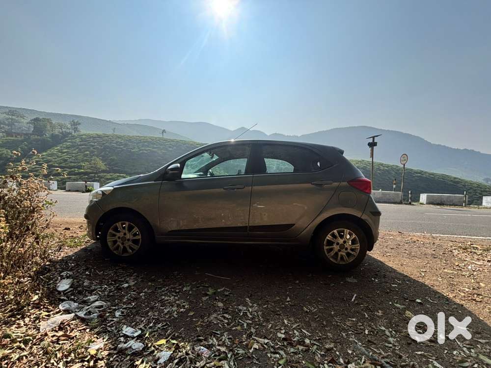 Tata Tiago Petrol 2018