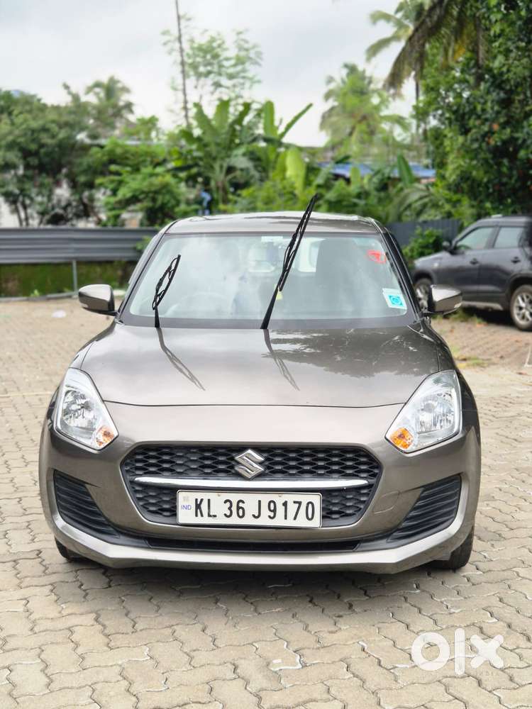 Maruti Suzuki Swift Vxi Optional, 2022, Petrol