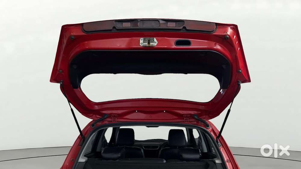 Maruti Suzuki Swift Lxi, 2016, Petrol