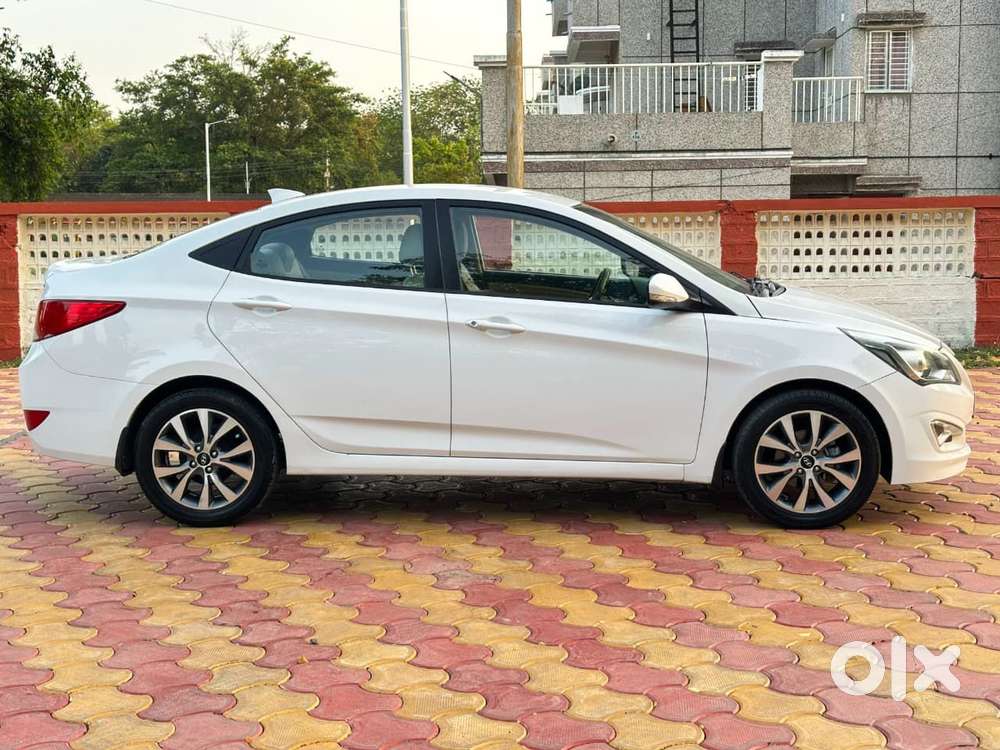 Hyundai Verna [2015-2017] Fluidic 4s 1.6 Crdi Sx, 2016, Diesel