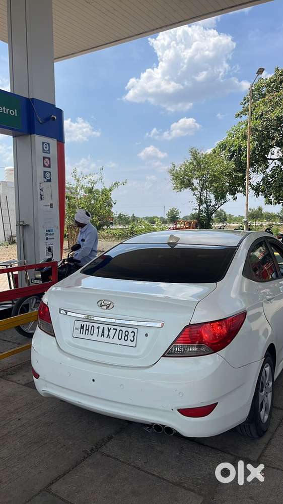Hyundai Verna Petrol 2012