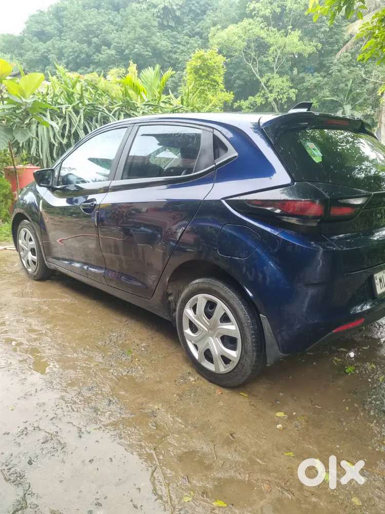Tata Altroz For Urgent Sale