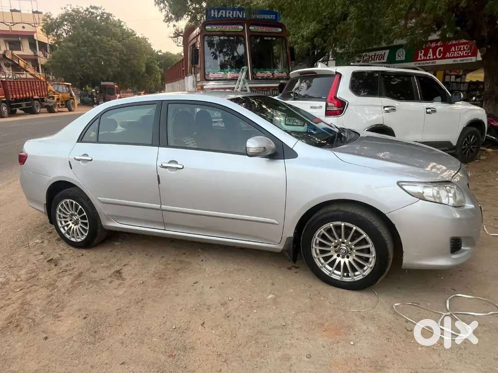 Toyota Corolla Altis 2012 Diesel Well Maintained