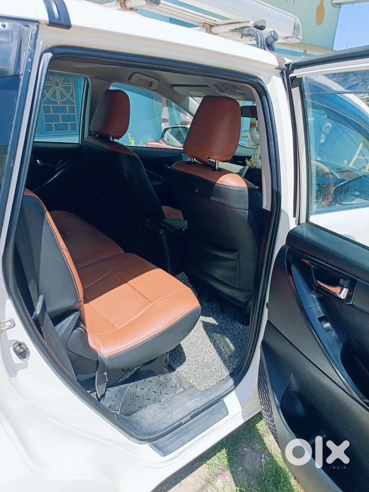 Toyota Innova Crysta 2018