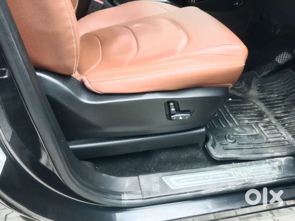 Mg Hector Plus 2023 Diesel Well Maintained Zero Dep Insurance