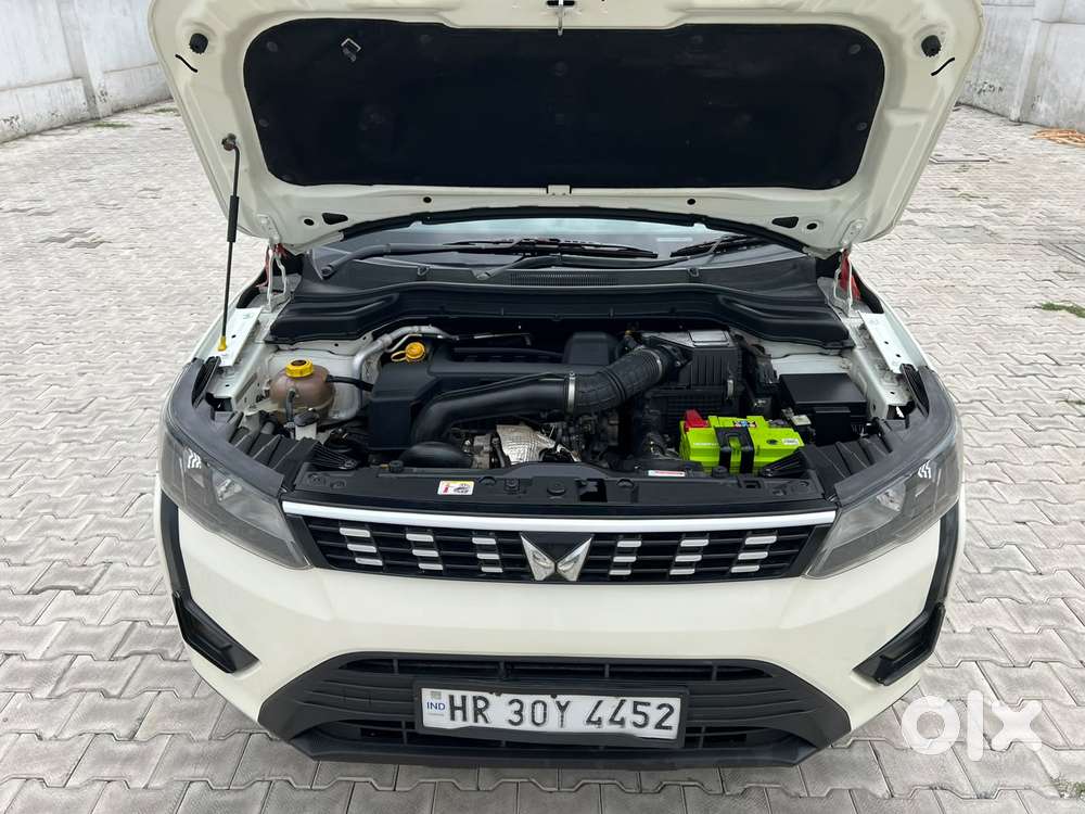 Mahindra Xuv300 W6 Amt Diesel, 2022, Diesel
