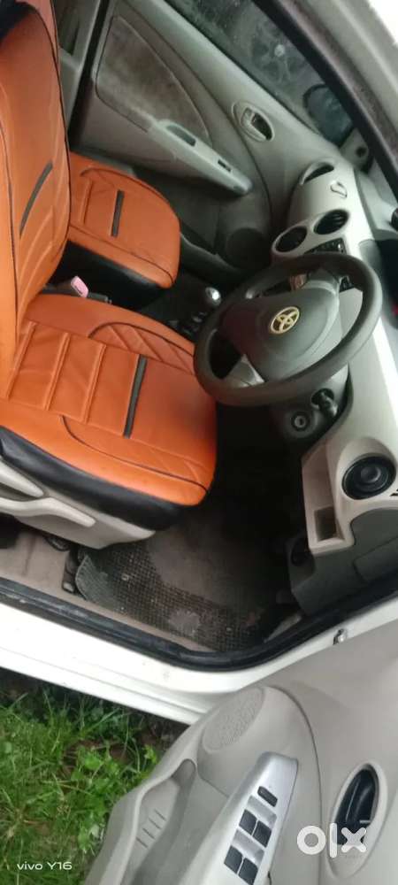 Toyota Etios Liva 1.2 G, 2013, Petrol