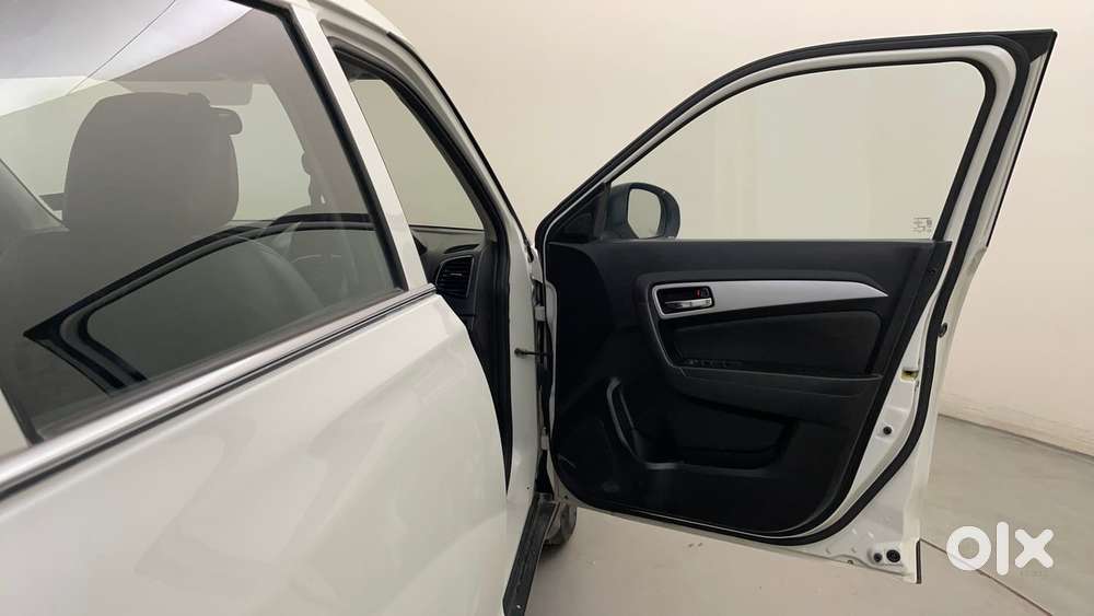 Maruti Suzuki Vitara Brezza 1.5 Zxi At, 2021, Petrol