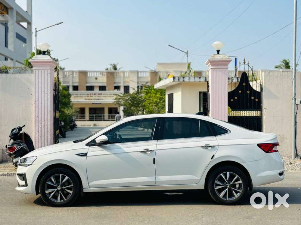 Skoda Slavia 1.0 Tsi Style At, 2022, Petrol