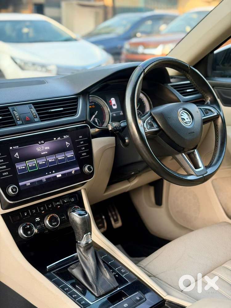 Skoda Superb 2.0 L&k Tsi At, 2019, Petrol