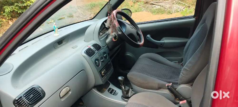 Best Car For Family Use Tata Indica V2 2005 Diesel Well Maintained