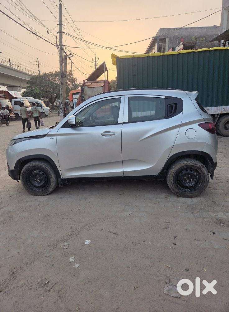 Mahindra Kuv 100 Mahindra-kuv-100-d75-k8, 2017, Diesel