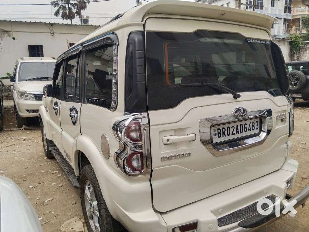 Mahindra Scorpio S10, 2016, Diesel
