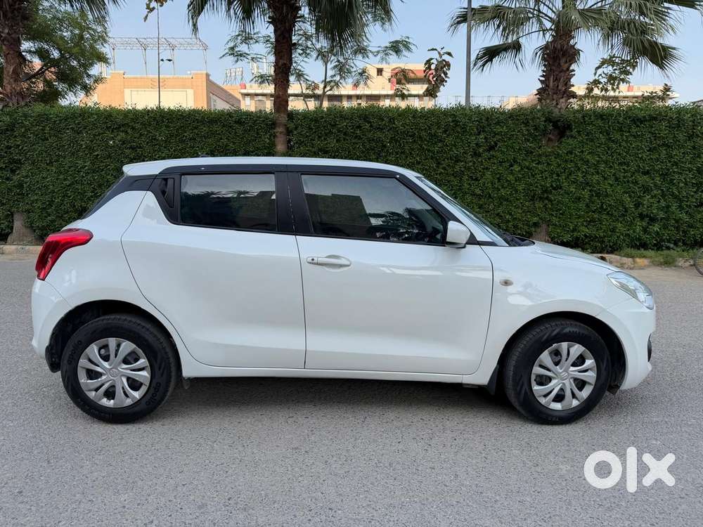 Maruti Suzuki Swift Lxi Optional-o, 2018, Petrol