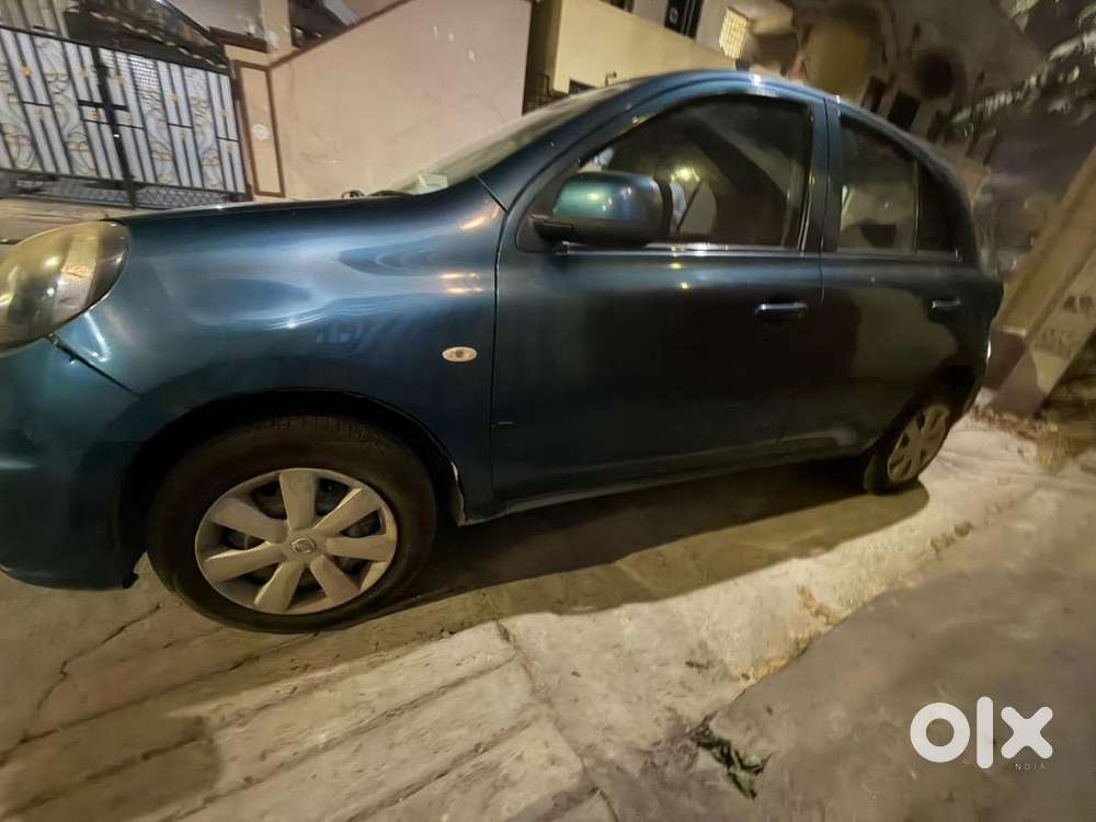 Nissan Micra Active 2016 Petrol Well Maintained