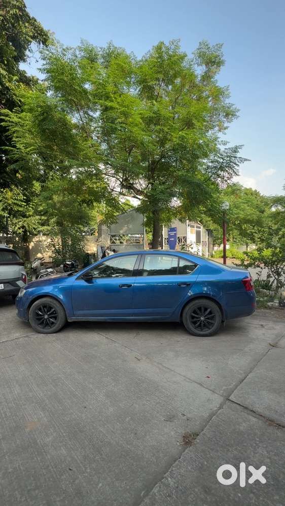 Skoda Octavia Diesel Automatic Racing Blue Colour Direct Owner Car