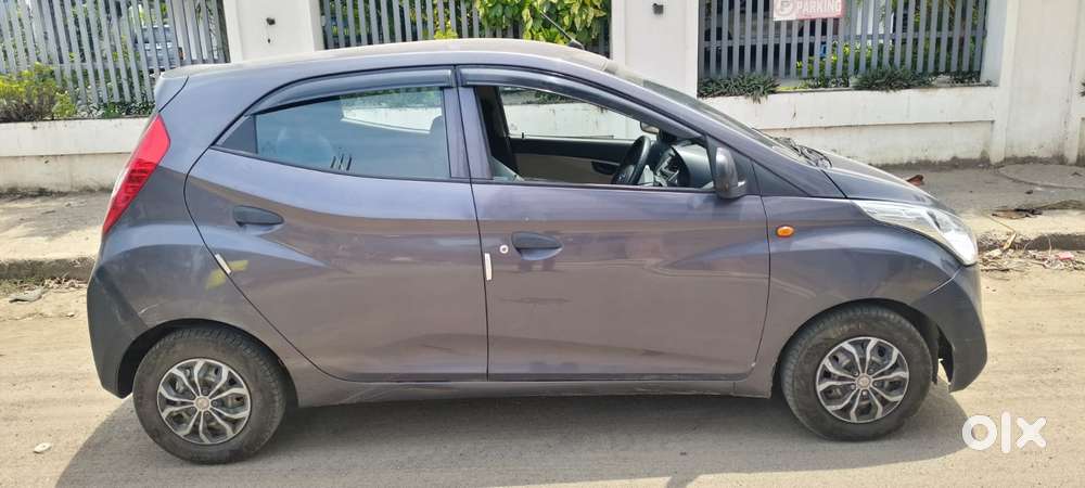Hyundai Eon Era +, 2017, Petrol