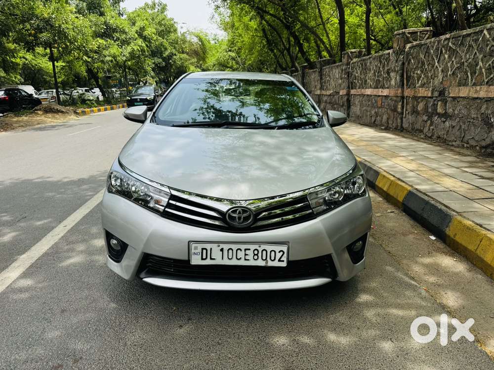 Toyota Corolla Altis G Hv At, 2015, Petrol