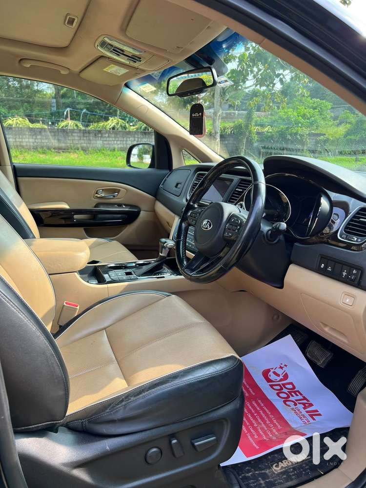 Kia Carnival Premium, 2021, Diesel
