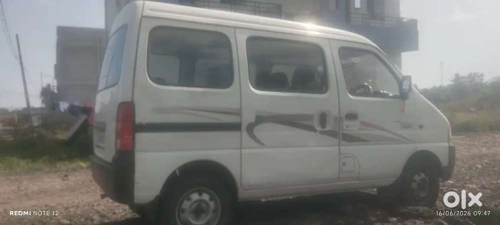 Versa 8 Seater