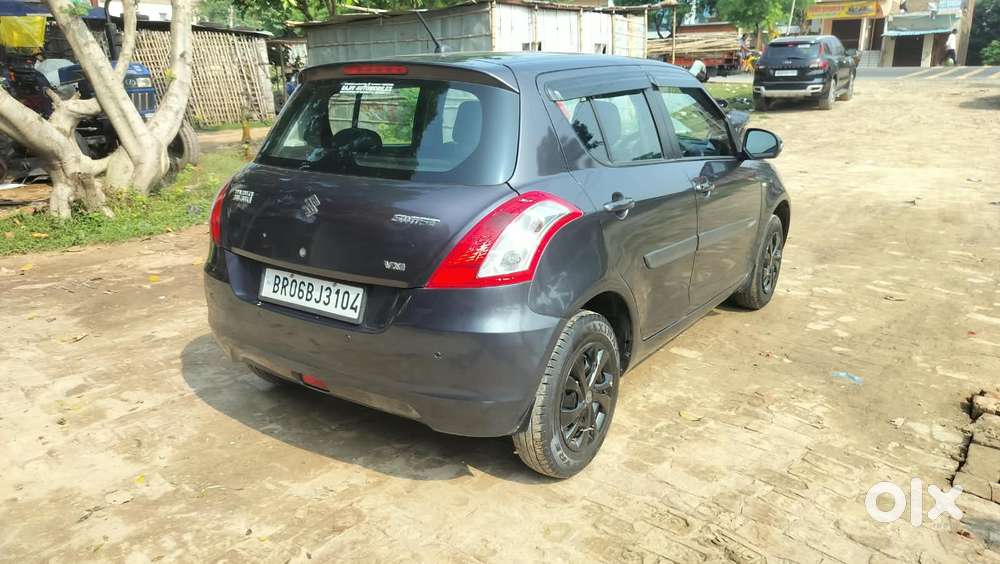 Maruti Suzuki Swift Vxi Optional, 2017, Petrol