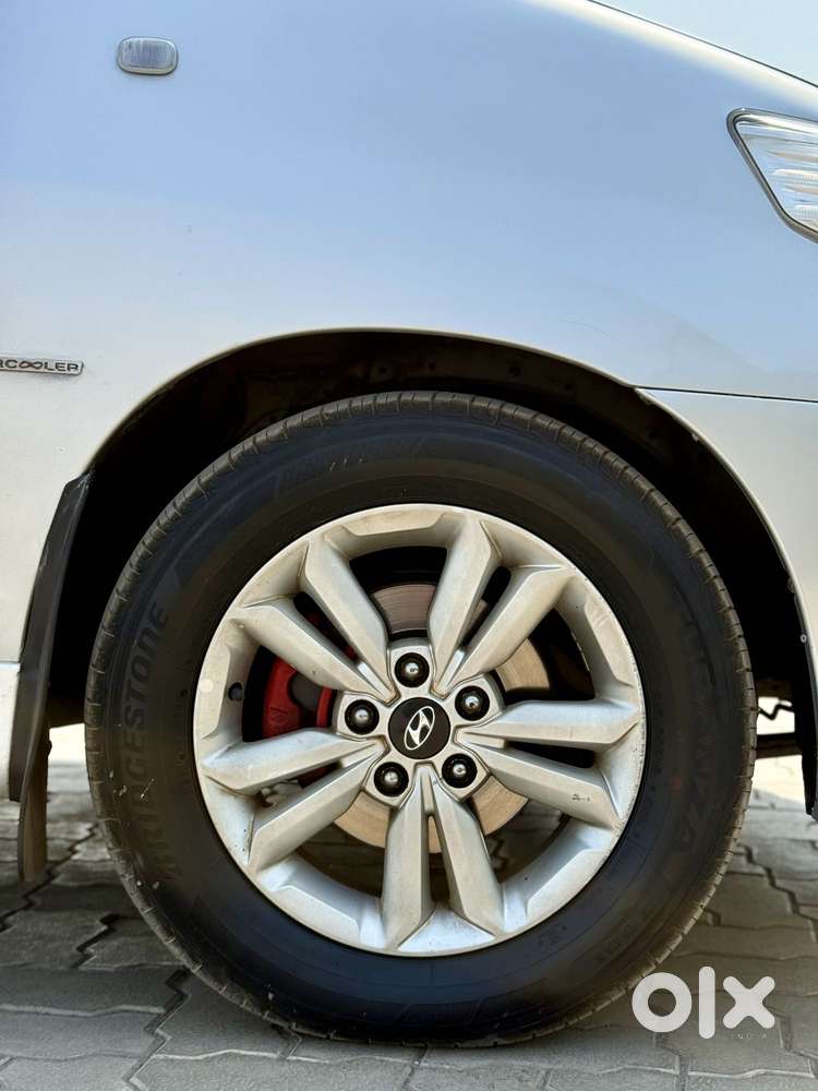 Toyota Innova 2.5 G (diesel) 8 Seater Bs Iv, 2012, Diesel