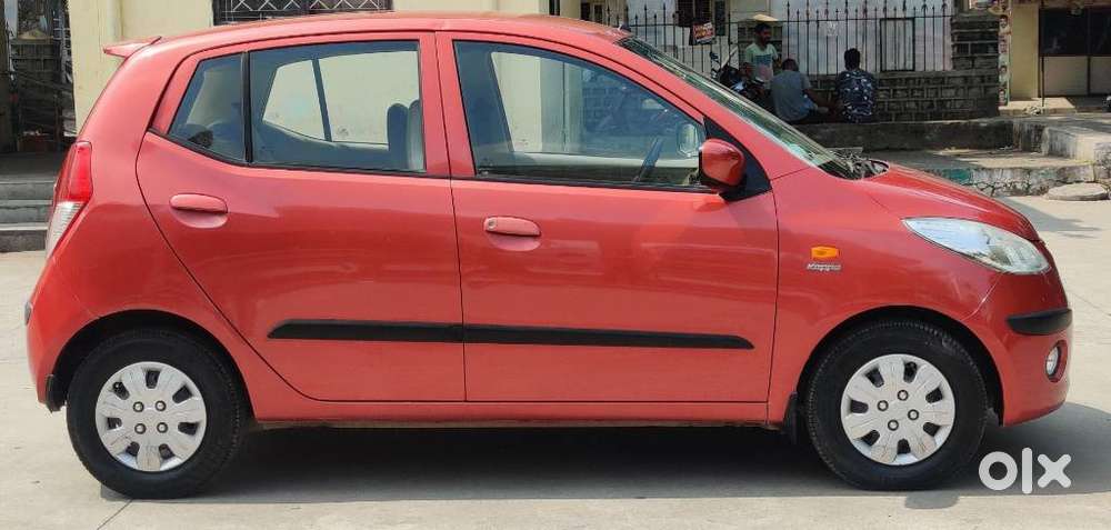 Hyundai I10 Sportz At, 2010, Petrol